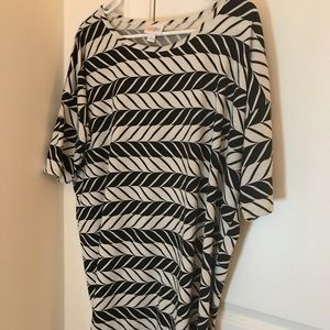 Black and white lularoe Irma